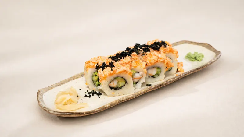 Samurai — Prawn, cucumber, avocado, salmon, spice, tobiko, seaweed, rice